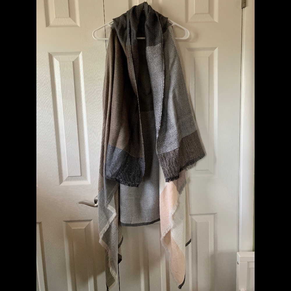 Karigar handwoven shawl cardigan